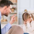 Как лишить отца родительских прав на ребенка: основания, куда обращаться, порядок процедуры и документы